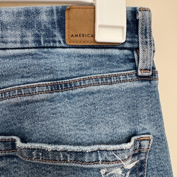American Eagle Curvy Straight Jeans Women’s Size 0 Reg Medium Wash Distressed - Picture 6 of 9